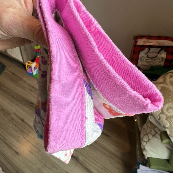 Little Sleepies Unicorn Magic Short Sleeve & Short Pajama Set Size 18-24M GUC - Picture 7 of 8